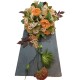 Aranjament funerar sober orange pe ardezie Aranjament funerar sober orange pe ardezie
